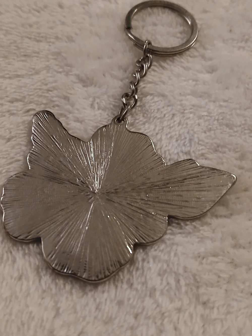 💚 Holographic Hibiscus Flower Keychain - Enamel Keychain Accessory